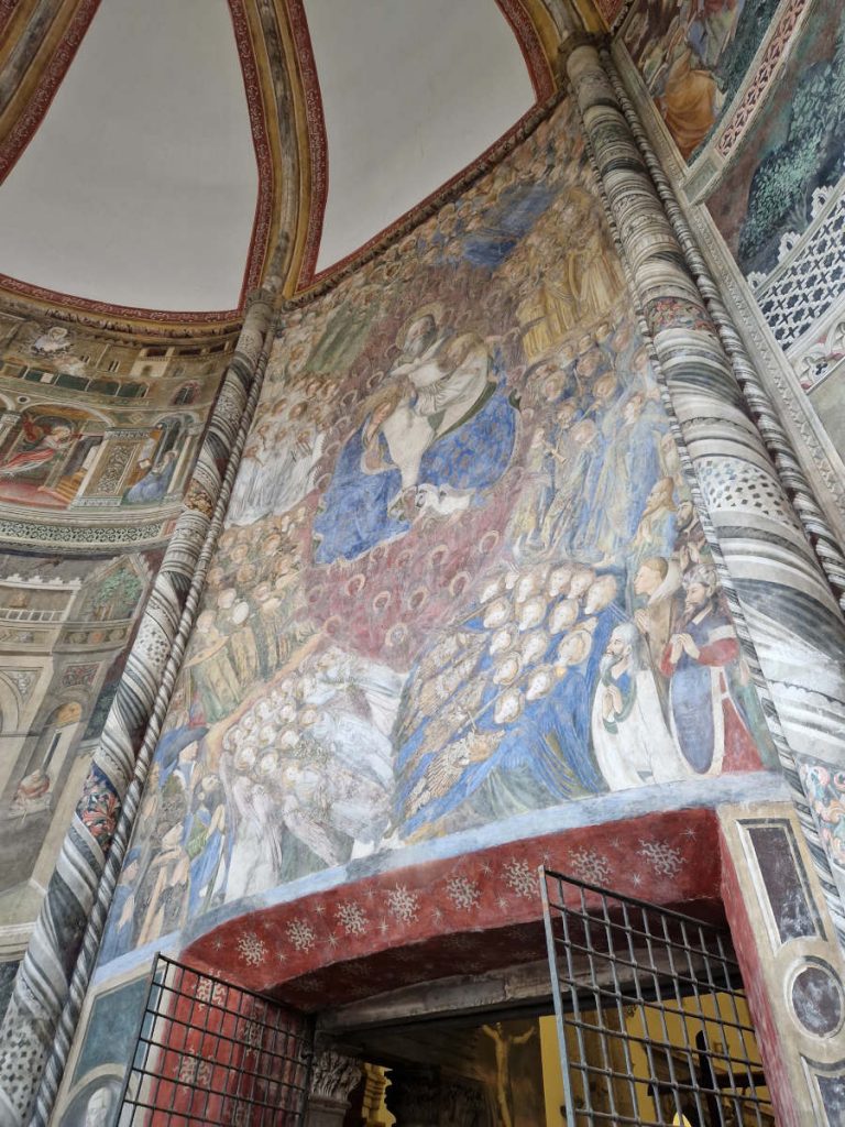 San Giovanni a Carbonara affreschi